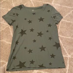 green star t shirt from the gap